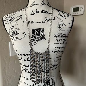 Reversible Premier Designs long necklace